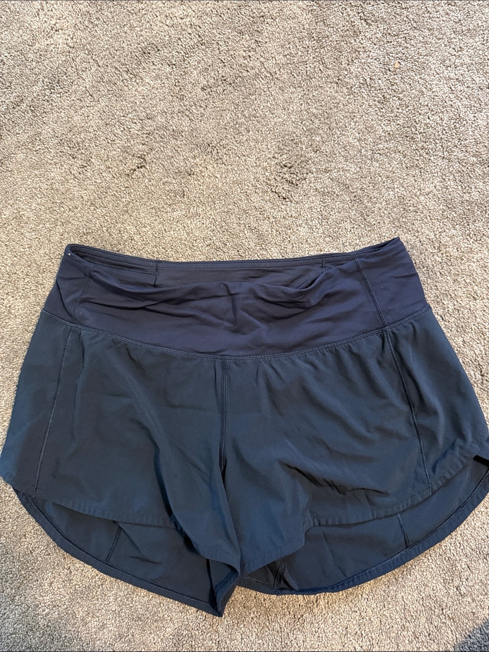 Lululemon speed up short
 navy blue 
size 6
4” inseam
